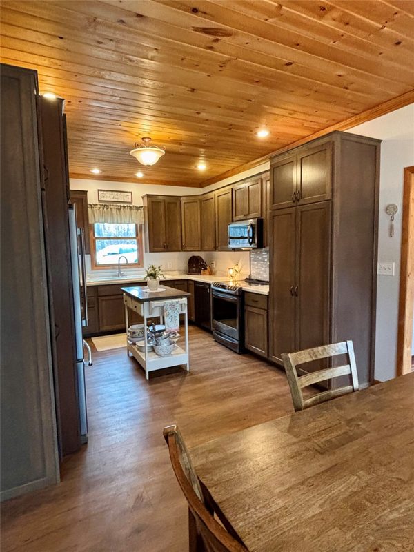W855 Metcalf Road, Stone Lake, WI