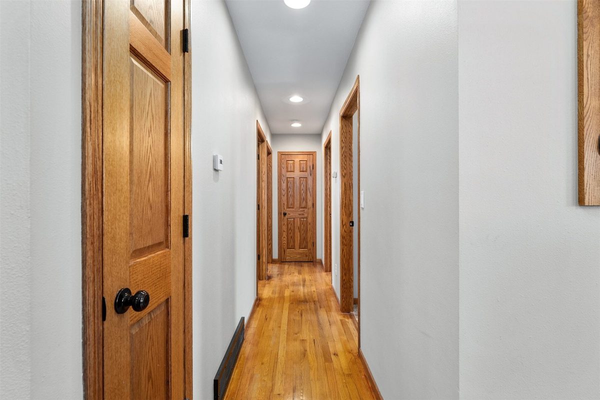 2527 Lynn Avenue Altoona WI 54720 — photo 17