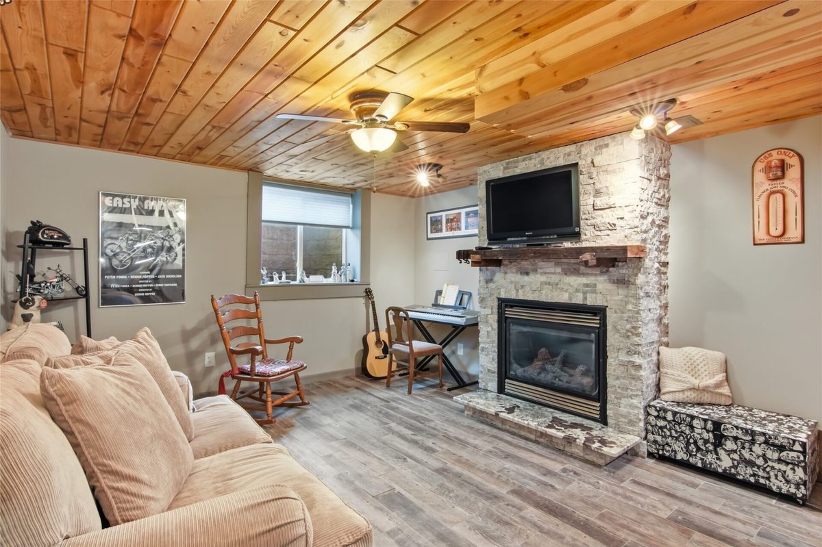 1438 Hilltop Boulevard, Chippewa Falls WI 54729 - Residential house for sale - MLS #1603315 - image19
