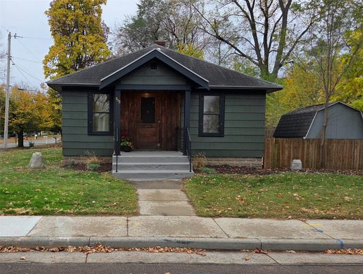 905 James Street Eau Claire WI 54703
