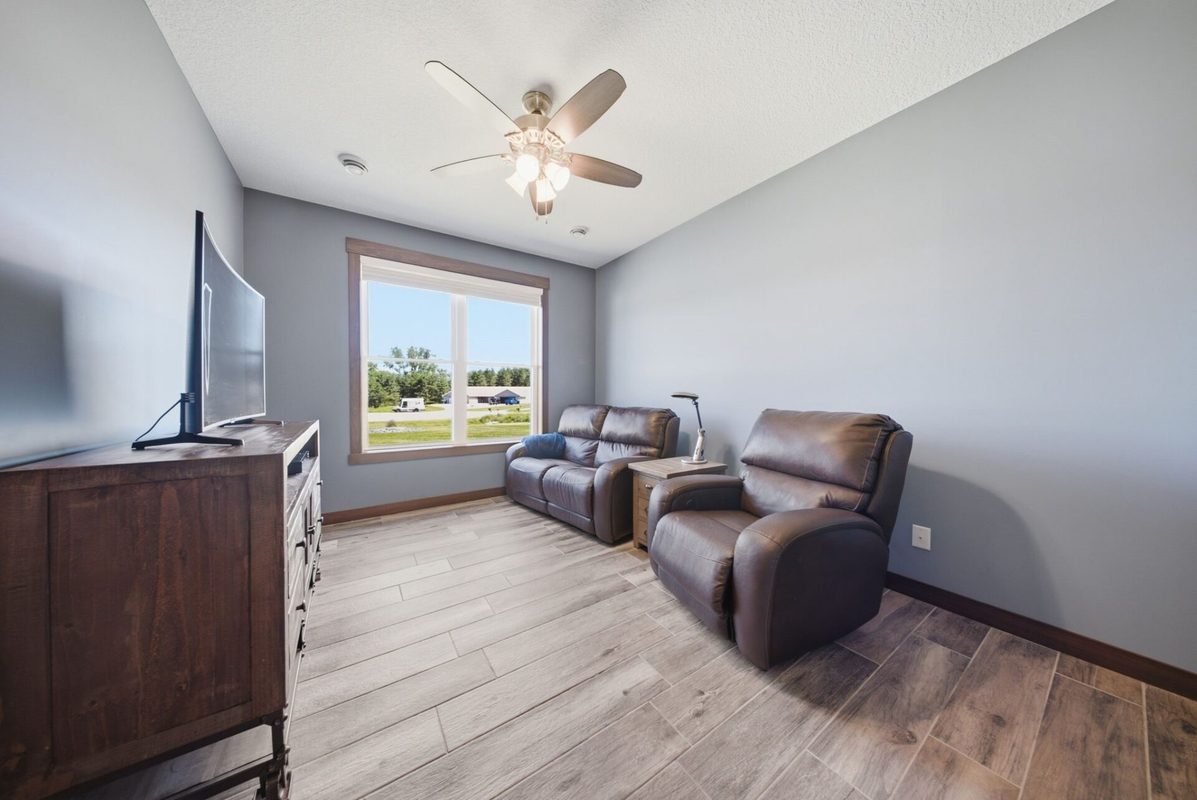 911 67th Avenue, Hudson WI 54016 - Residential house for sale - MLS #1603301 - image20