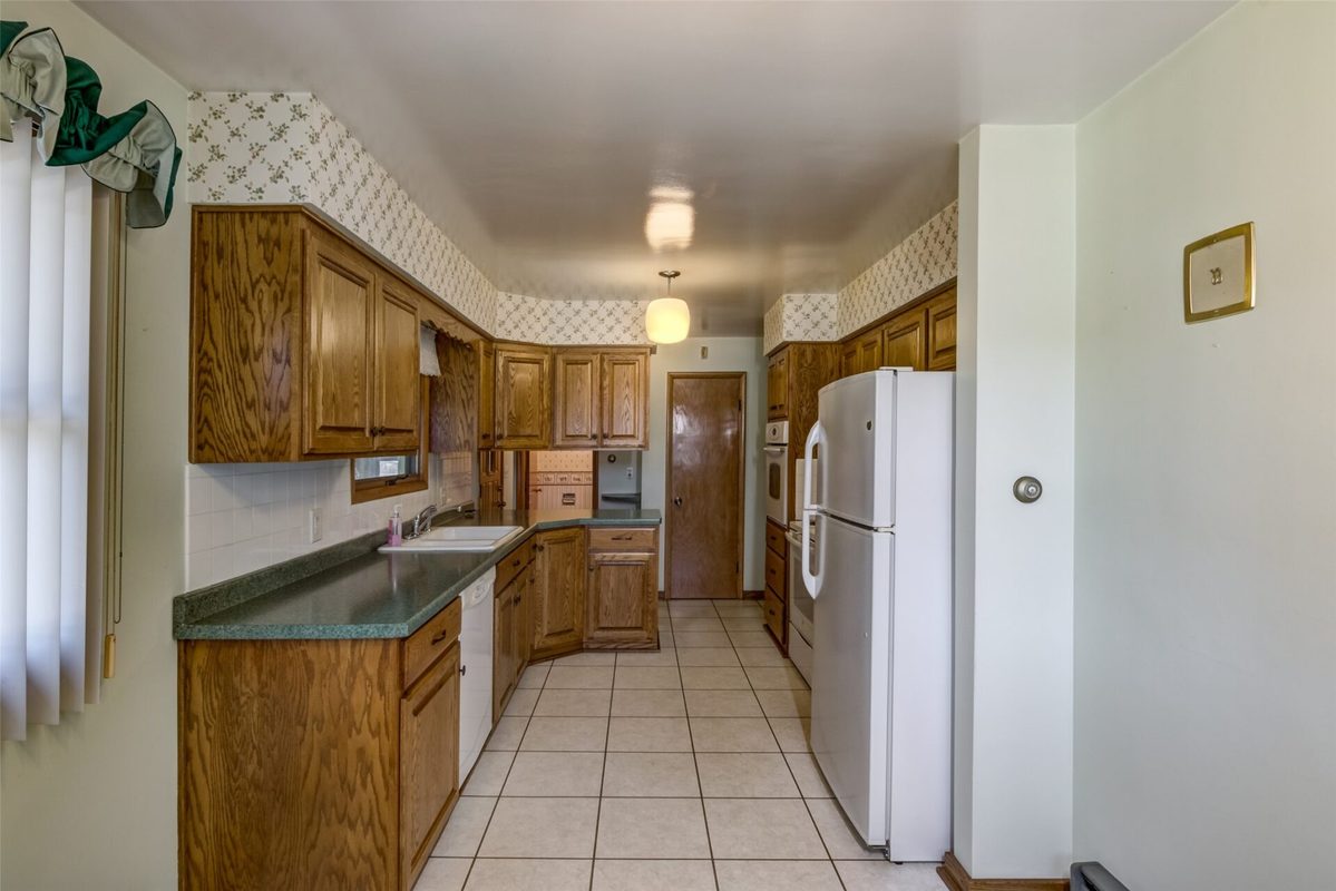 248 Mills Street Cadott WI 54727 — photo 5