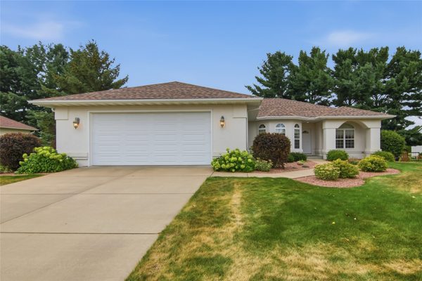 1807 Pine Park Drive Eau Claire WI 54701