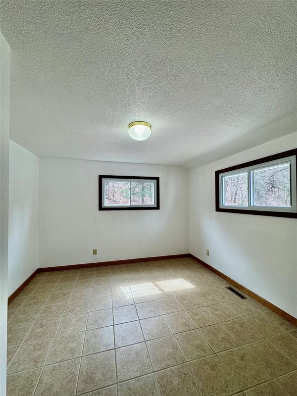 W4055 Jene Road Eau Claire WI 54701 — photo 16