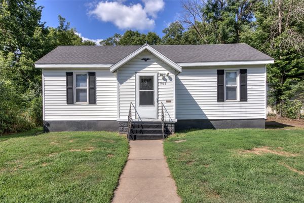 1022 E Madison Street Eau Claire WI 54703