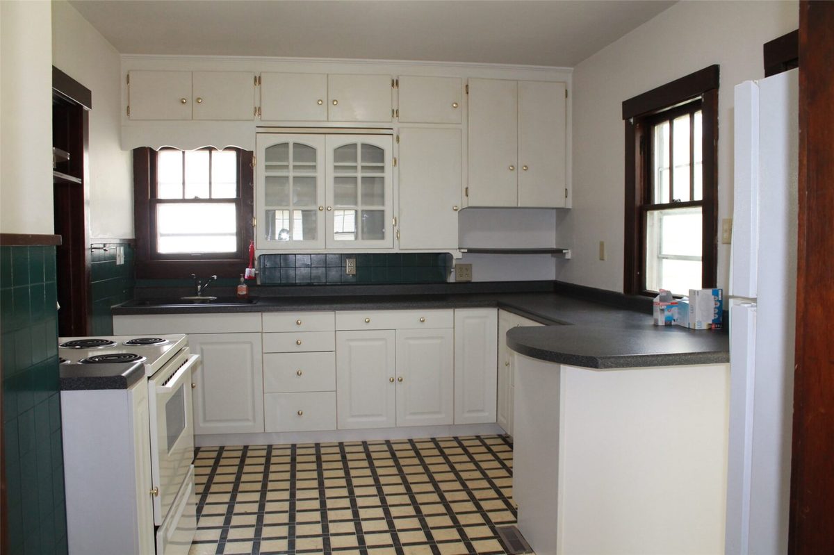 1112 Emery Street, Eau Claire WI 54701 - ResidentialIncome house for sale - MLS #1604804 - image5
