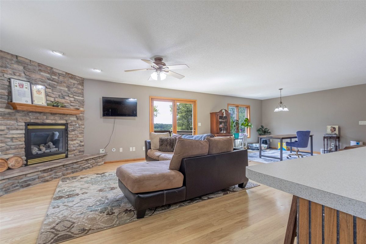 N1698 945th Street, Eau Claire WI 54701 - Residential house for sale - MLS #1601131 - image17