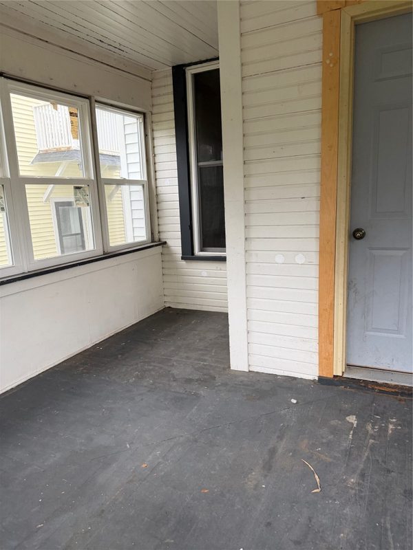 421 Hudson St, Eau Claire WI 54703 - Residential house for sale - MLS #1606012 - image2