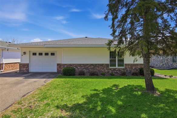 926 Tainter Street, Menomonie WI 54751 - Residential house for sale - MLS #1599413 - image1