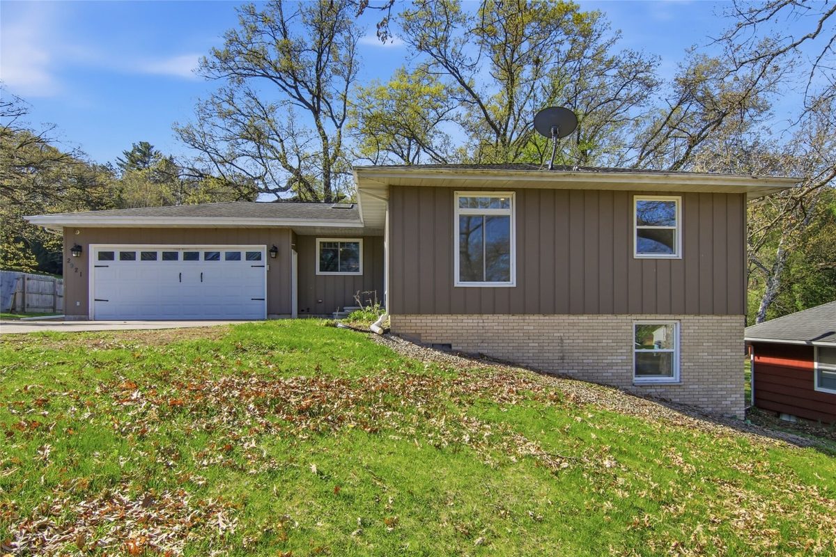 2921 LaSalle Street, Eau Claire WI 54703 - Residential house for sale - MLS #1600705 - image2