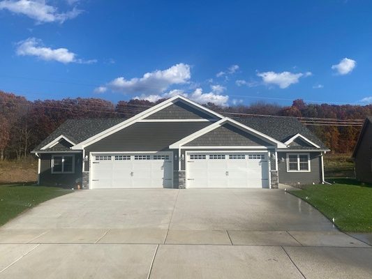 5135 Maple Leaf Path Eau Claire WI 54703