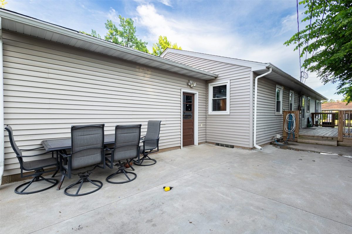 2318 Agnes Street, Eau Claire WI 54701 - Residential house for sale - MLS #1601827 - image5