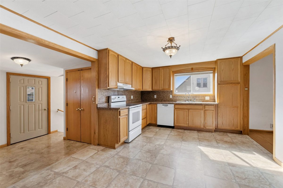 319 Peterson Avenue, Blair WI 54616 - Residential house for sale - MLS #1605869 - image7