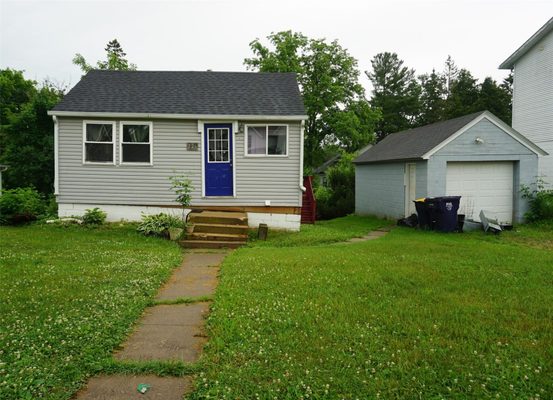 226 S Grant Street Ellsworth WI 54011