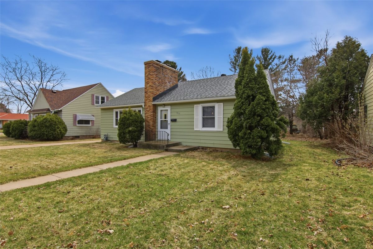 1915 Ohm Avenue, Eau Claire, WI