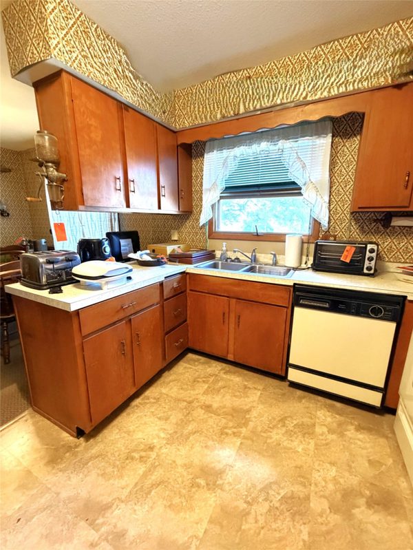 331 4th Street, Taylor WI 54659 - Residential house for sale - MLS #1604959 - image4