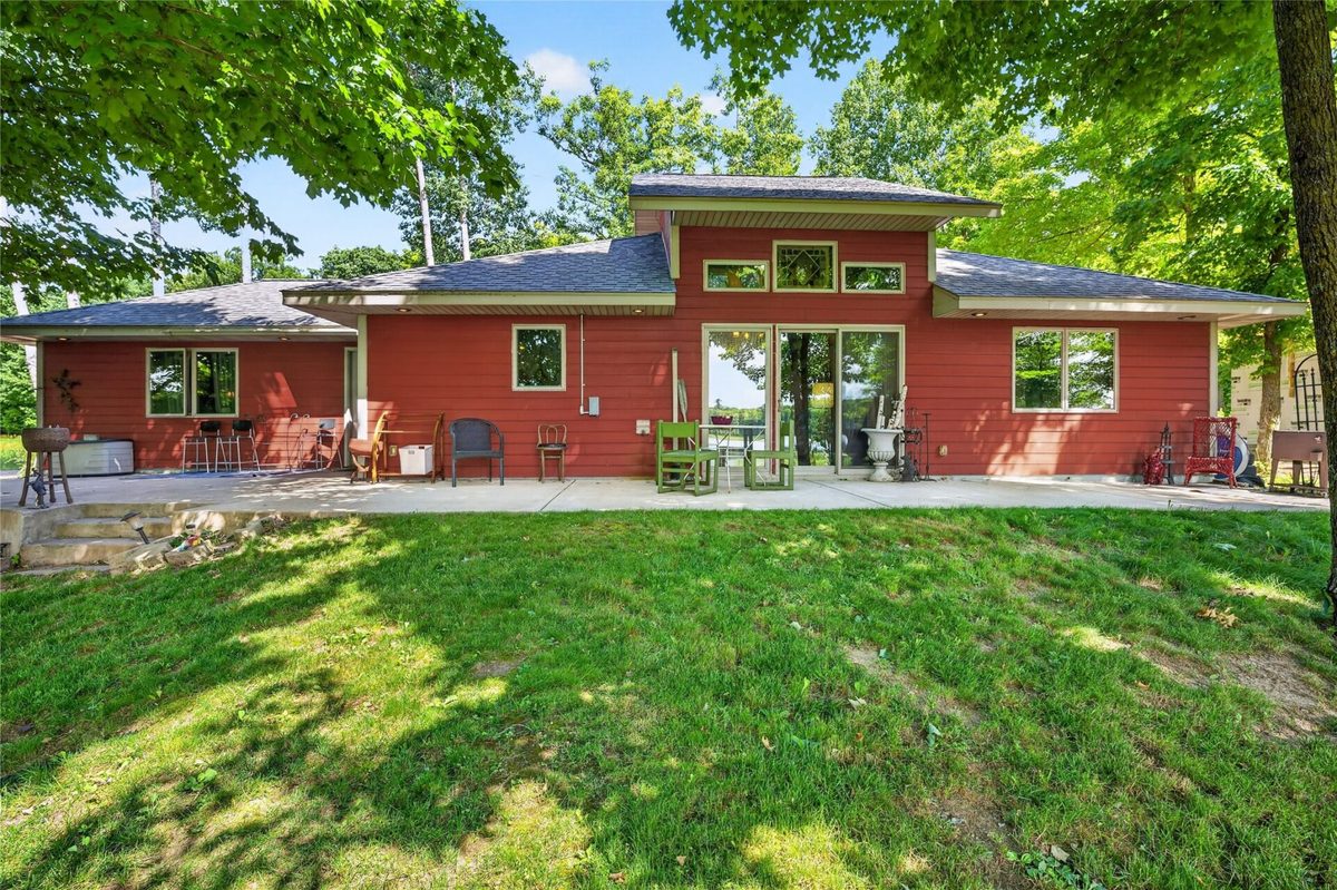 318 Wennenberg Shore Drive, Shell Lake WI 54871 - Residential house for sale - MLS #1603523 - image8