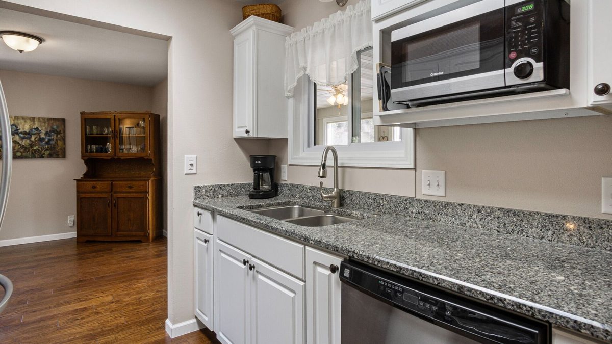 2229 Orchard Place, Eau Claire WI 54703 - Residential house for sale - MLS #1604403 - image37