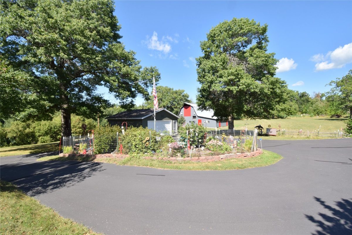 28296 French Road, Danbury WI 54830 - Residential house for sale - MLS #1605024 - image2