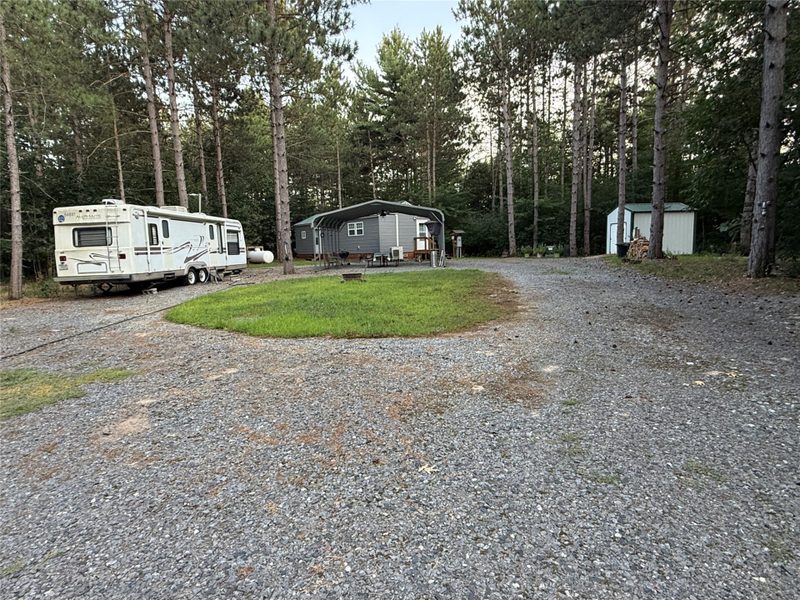 W8560 Oak Ridge Road