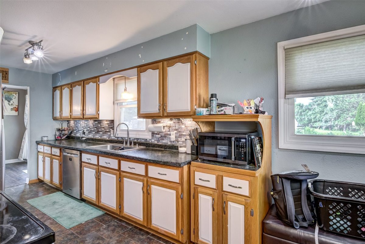 1216 Blueberry Drive, Eau Claire WI 54703 - Residential house for sale - MLS #1603489 - image7
