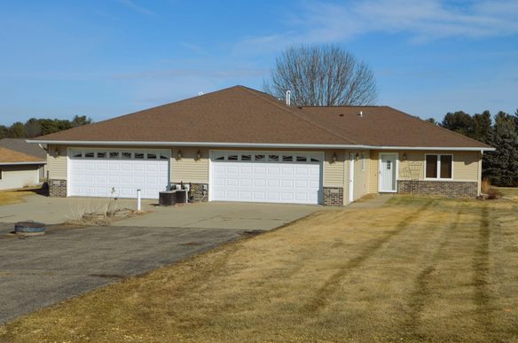 1220 Golf View Drive, Mondovi WI 54755 - Residential house for sale - MLS #1599141 - image1