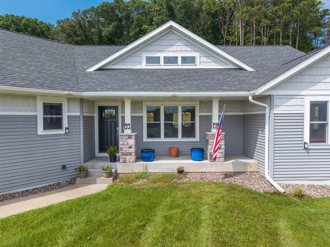 3440 Nelson Court, Eau Claire WI 54703 - Residential house for sale - MLS #1604412 - image2