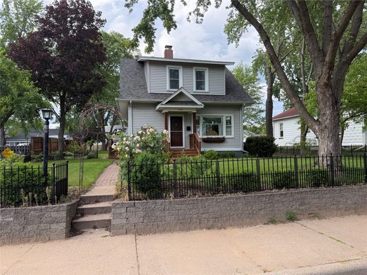 1524 Highland Avenue Eau Claire WI 54701