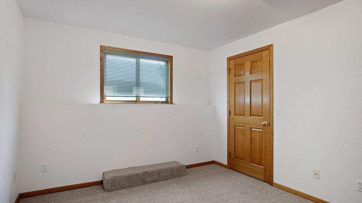 1811 Mitscher Avenue, Eau Claire WI 54701 - Residential house for sale - MLS #1603238 - image32