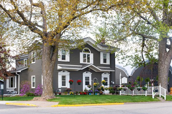 438 W Kinne Street Ellsworth WI 54011