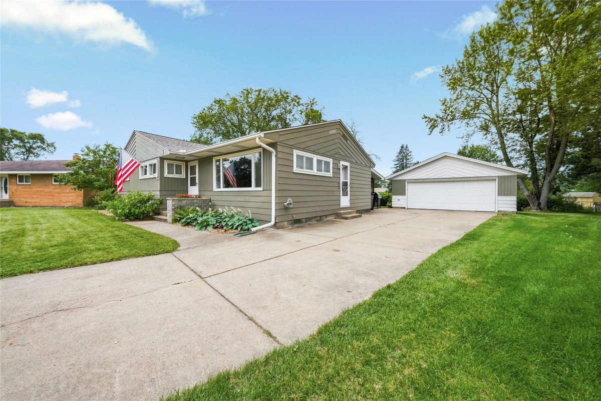 1602 Drury Court, Eau Claire WI 54703 - Residential house for sale - MLS #1602937 - image3