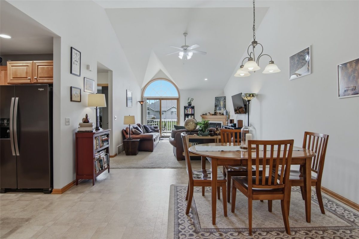 4229 Mill Ridge Circle, Eau Claire WI 54703 - Residential house for sale - MLS #1600823 - image10