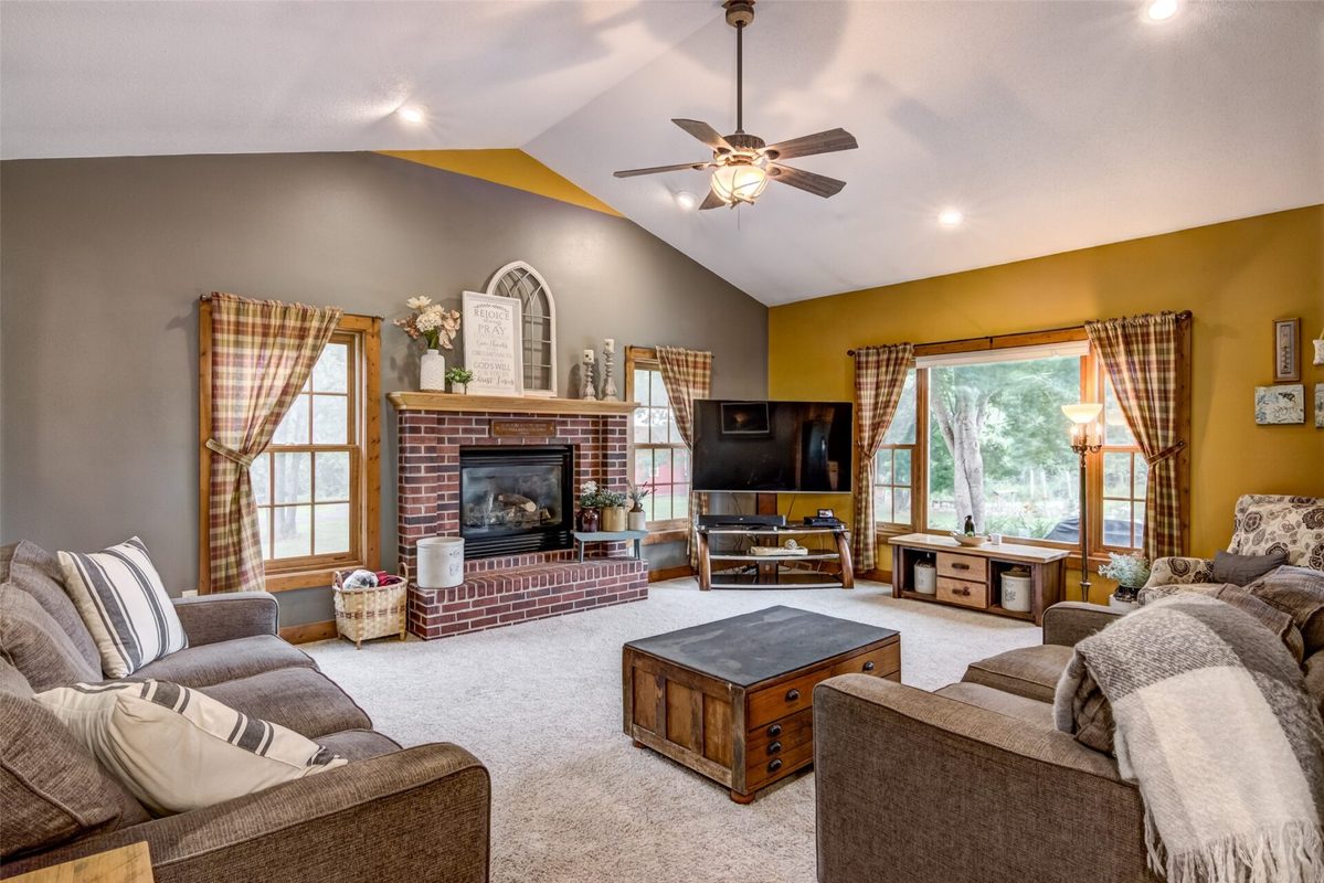 4825 Taylor Road, Ladysmith WI 54848 - Residential house for sale - MLS #1603595 - image2