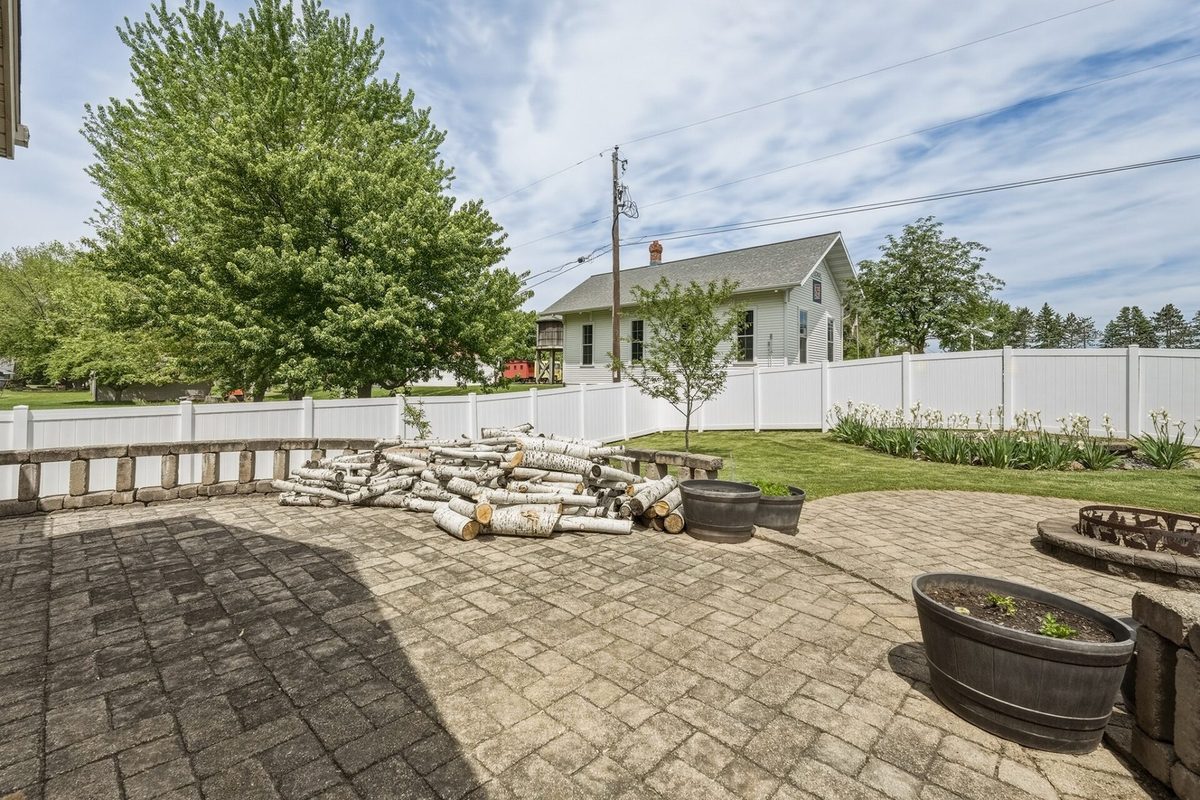 420 E 1st Street, Loyal, WI