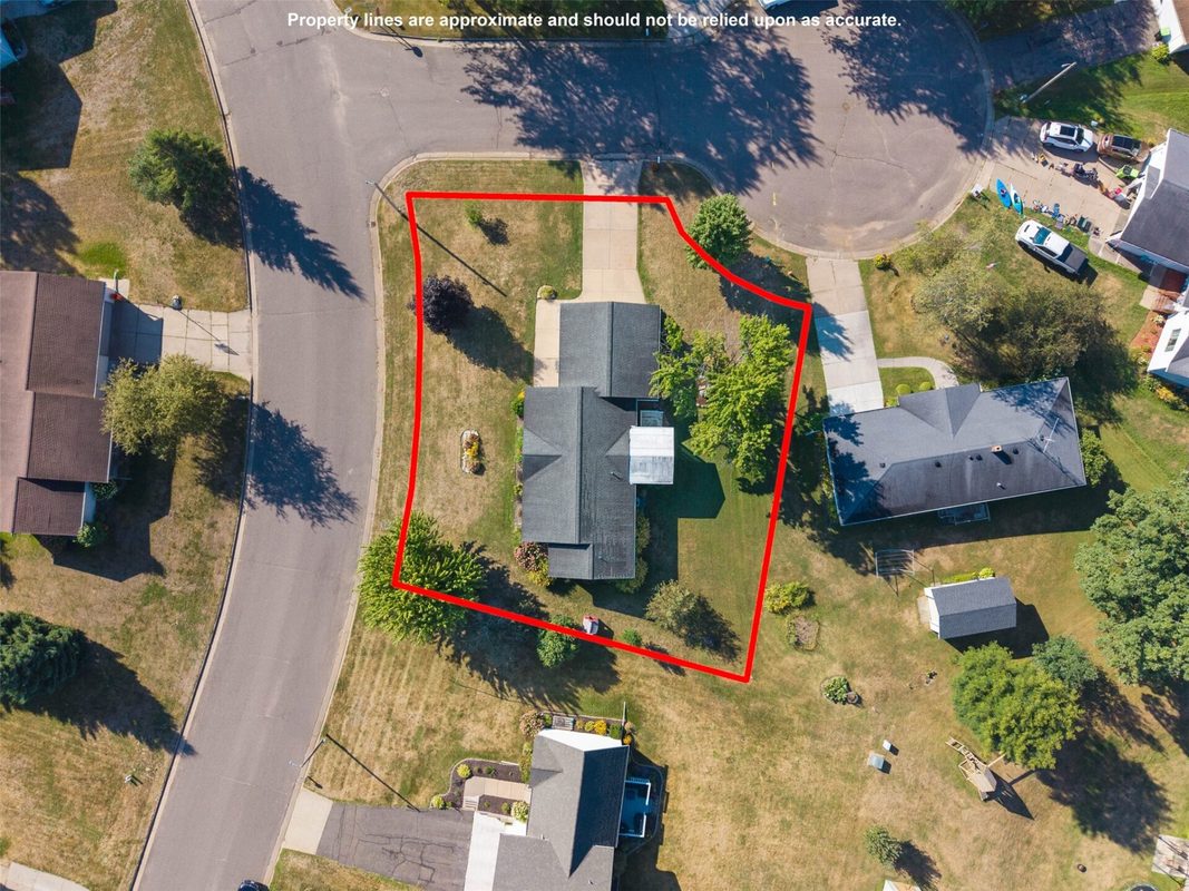 104 Southridge Court, Cadott WI 54727 - Residential house for sale - MLS #1604602 - image2