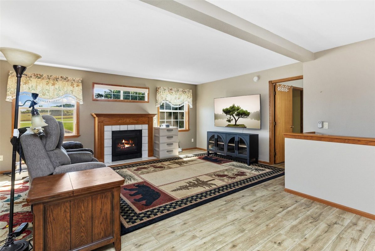 103 Whitespire Drive, Hixton WI 54635 - Residential house for sale - MLS #1604869 - image8