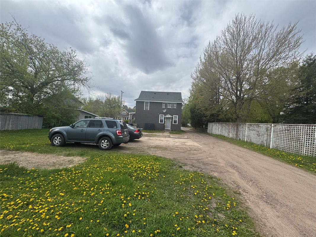 613-613 1/2 Grand Avenue, Chippewa Falls WI 54729 - ResidentialIncome house for sale - MLS #1600949 - image8
