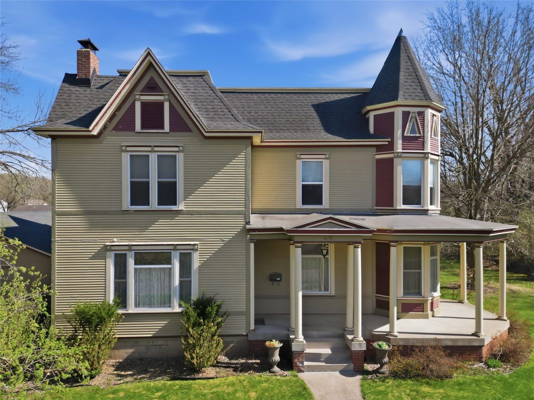 435 Jefferson Street, Eau Claire WI 54701 - Residential house for sale - MLS #1600208 - image2