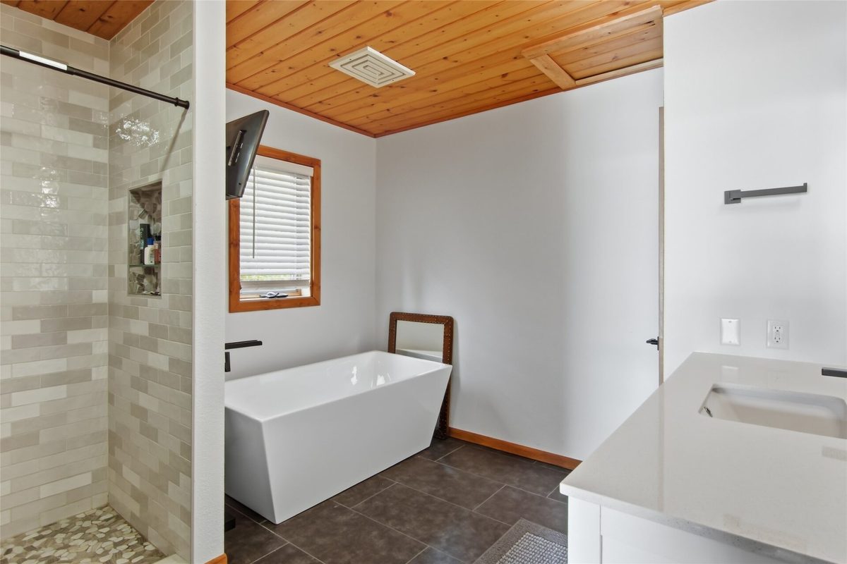15171W Circle Road, Hayward WI 54843 - Residential house for sale - MLS #1606039 - image32