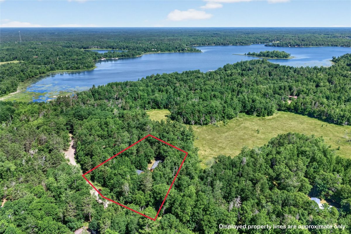 3670 Deer Lodge Drive, Danbury WI 54830 - Residential house for sale - MLS #1602593 - image4