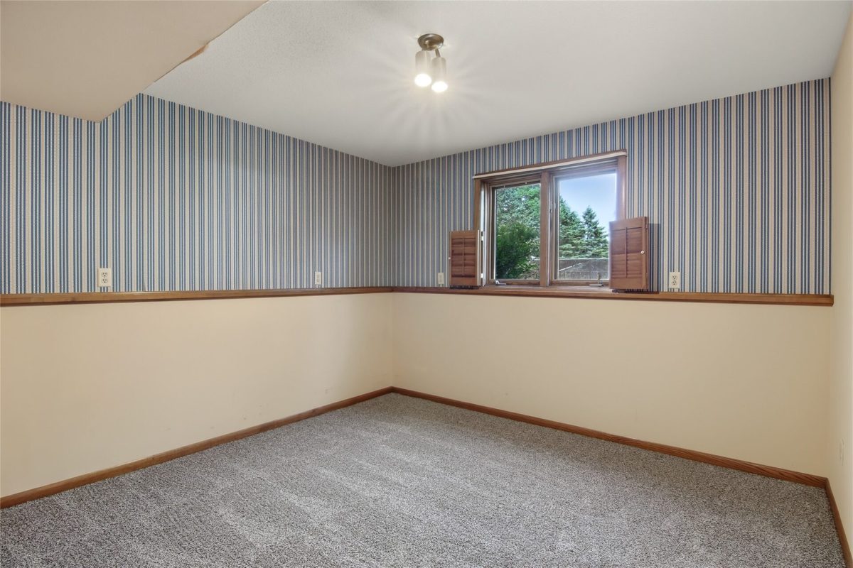2003 4th Avenue, Menomonie WI 54751 - Residential house for sale - MLS #1602828 - image16