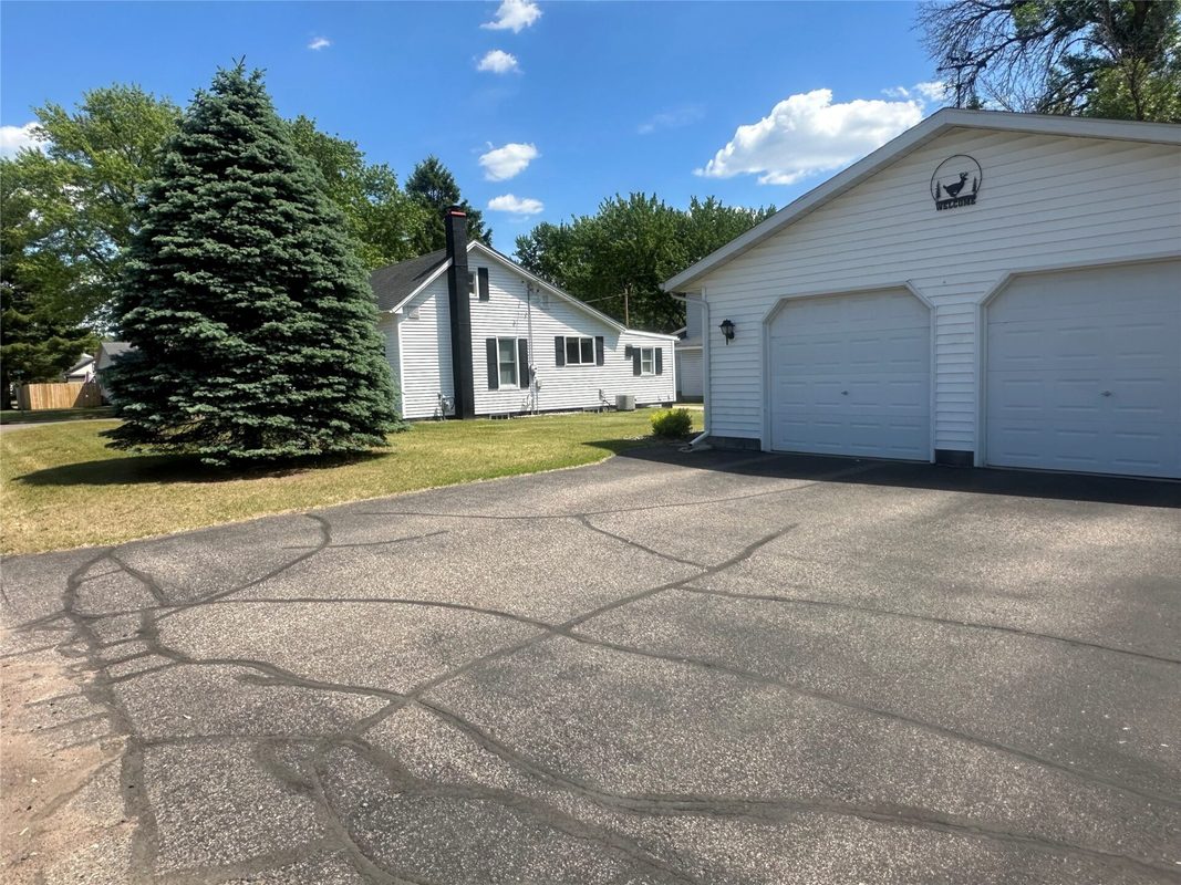 301 Cliff Street, Chippewa Falls WI 54729 - Residential house for sale - MLS #1601835 - image6