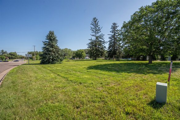 2364 St Andrews Drive, Altoona WI — $67,800