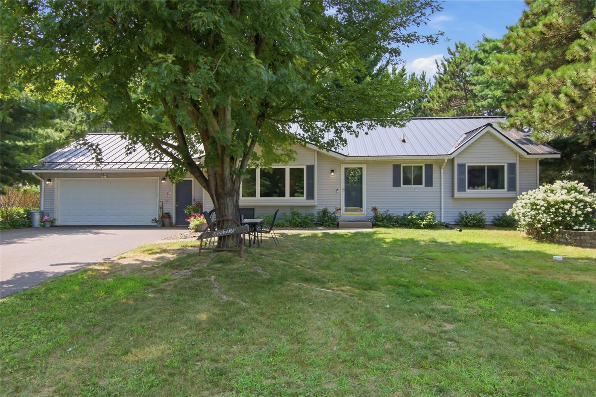 6903 Julius Drive, Eau Claire WI 54701 - Residential house for sale - MLS #1603732 - image2