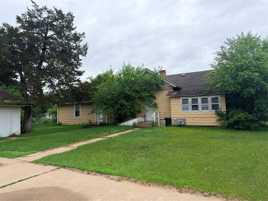 213 W Jefferson Street Black River Falls WI 54615