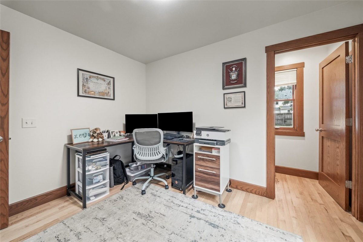 1548 Bellevue Avenue, Eau Claire WI 54703 - Residential house for sale - MLS #1605073 - image15