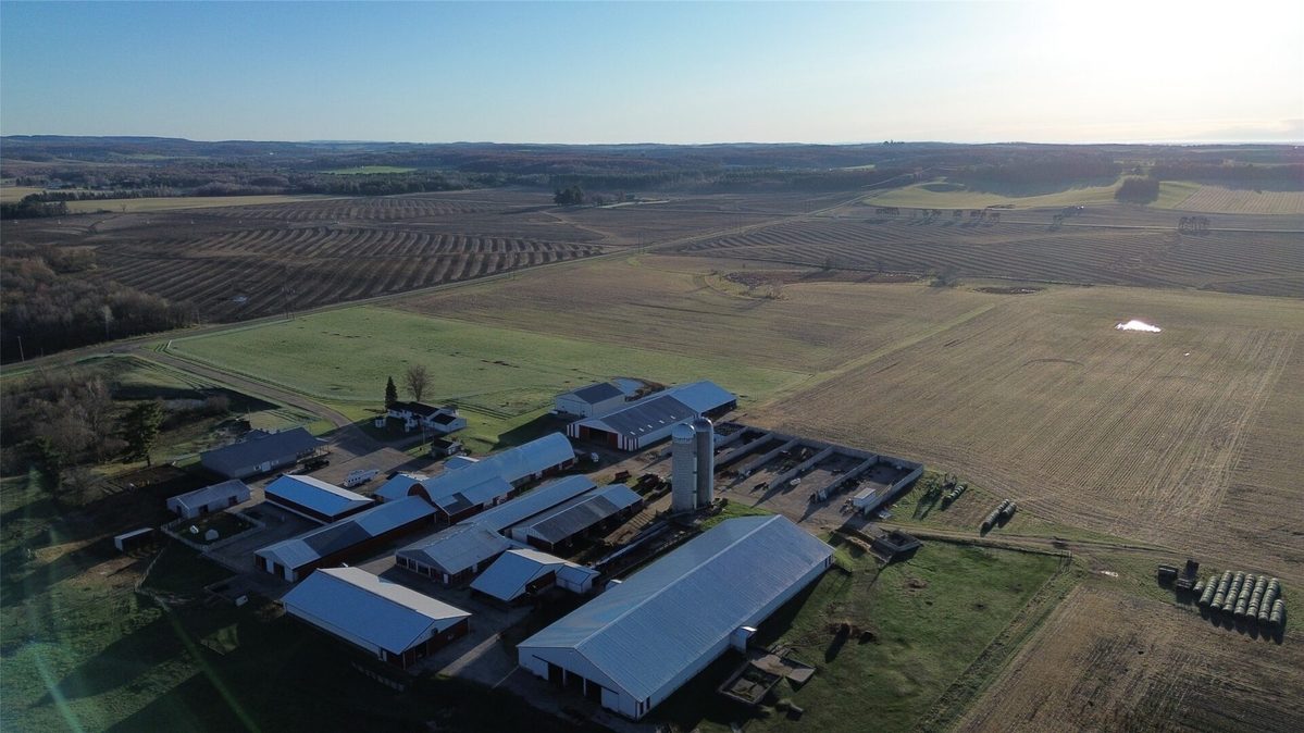 2435 50th Avenue, Elk Mound WI 54739 - Farm house for sale - MLS #1601900 - image8