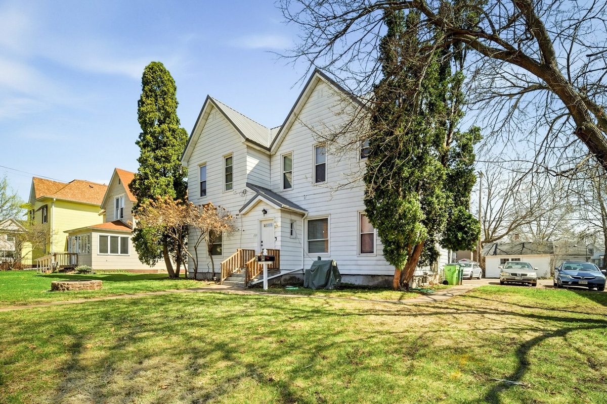 1715 Babcock Street, Eau Claire WI 54703 - ResidentialIncome house for sale - MLS #1600293 - image3