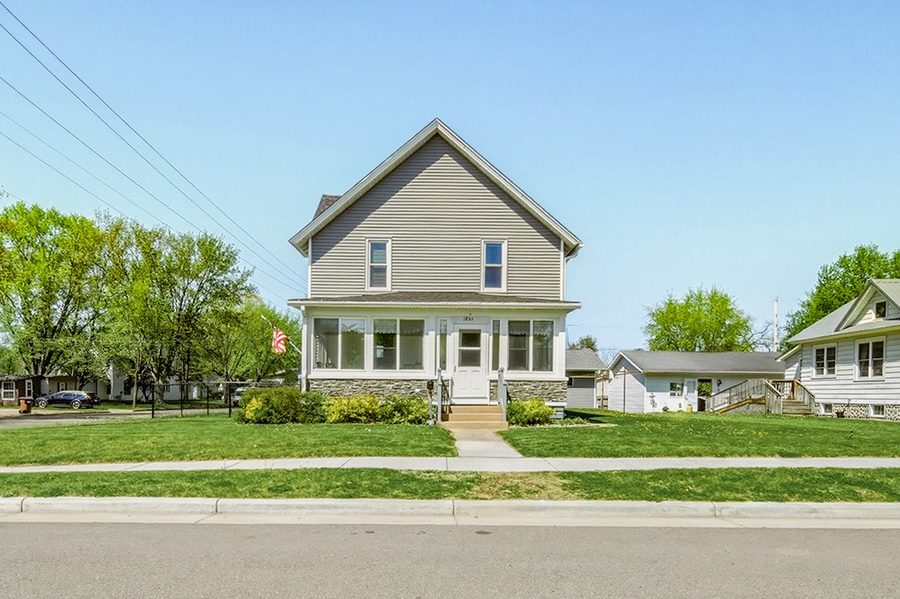 1833 Kranzfelder Street