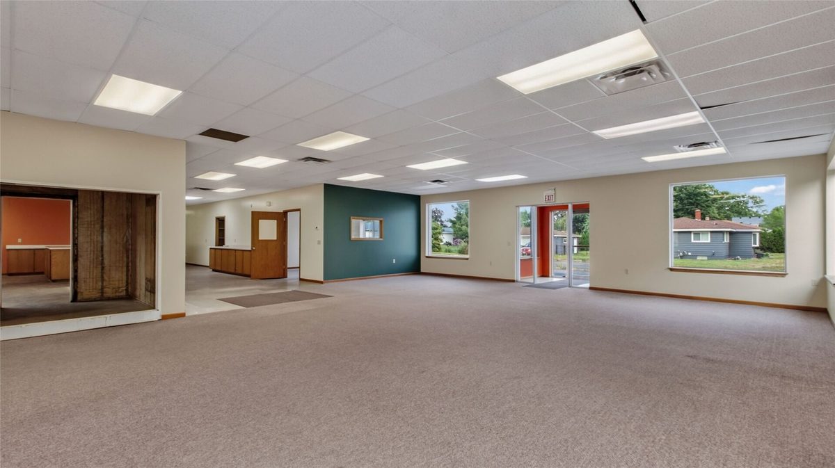 1210 Mansfield Street, Chippewa Falls WI 54729 - CommercialSale house for sale - MLS #1604227 - image2